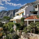 Апартаменты Tolle In Mit Schoenem Garten By Interhome