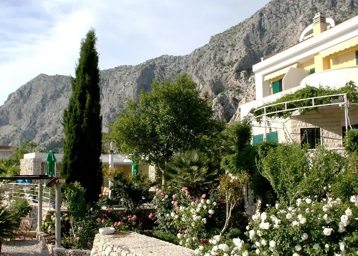 Διαμέρισμα Tolle In Mit Schoenem Garten By Interhome