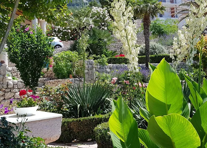Διαμέρισμα Tolle In Mit Schoenem Garten By Interhome