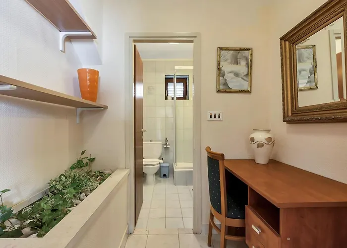 Διαμέρισμα Tolle In Mit Schoenem Garten By Interhome *